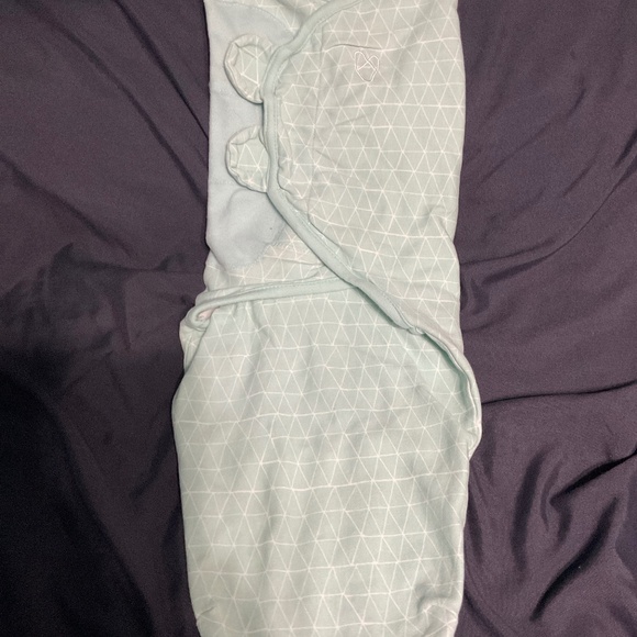 Ingenuity Other - Swaddle me sleeper large.  K20